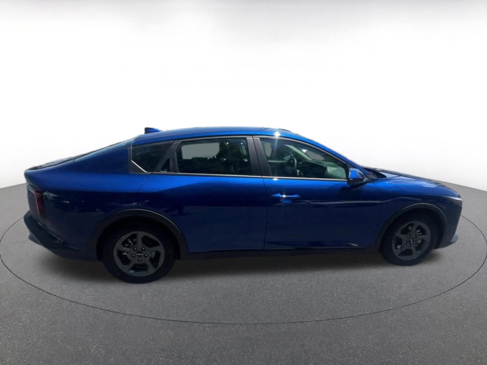 Used 2025 Kia K4 FWD image 16