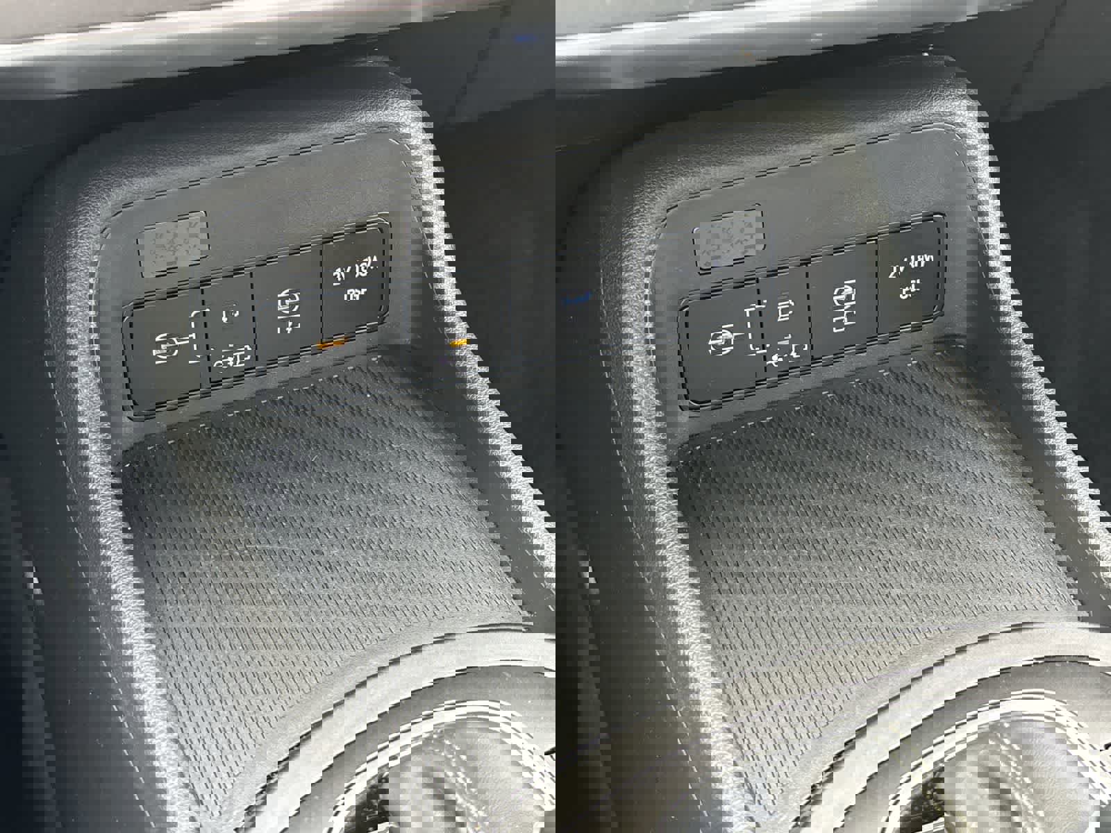 Used 2025 Hyundai Kona SEL image 18