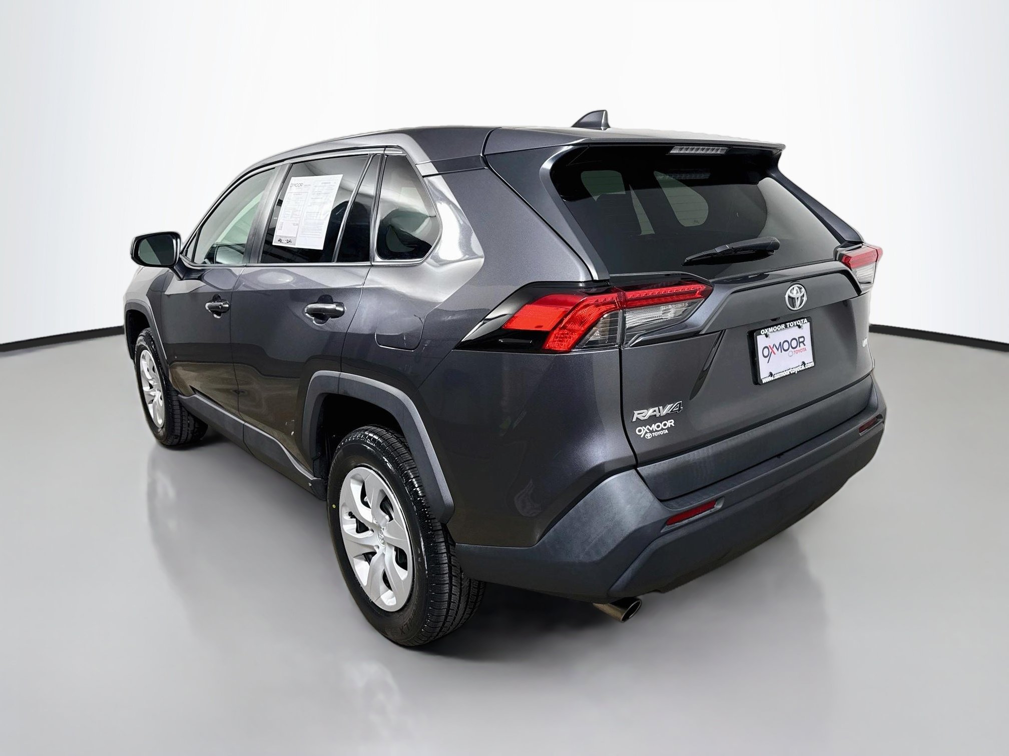 Certified 2024 Toyota RAV4 LE FWD image 5