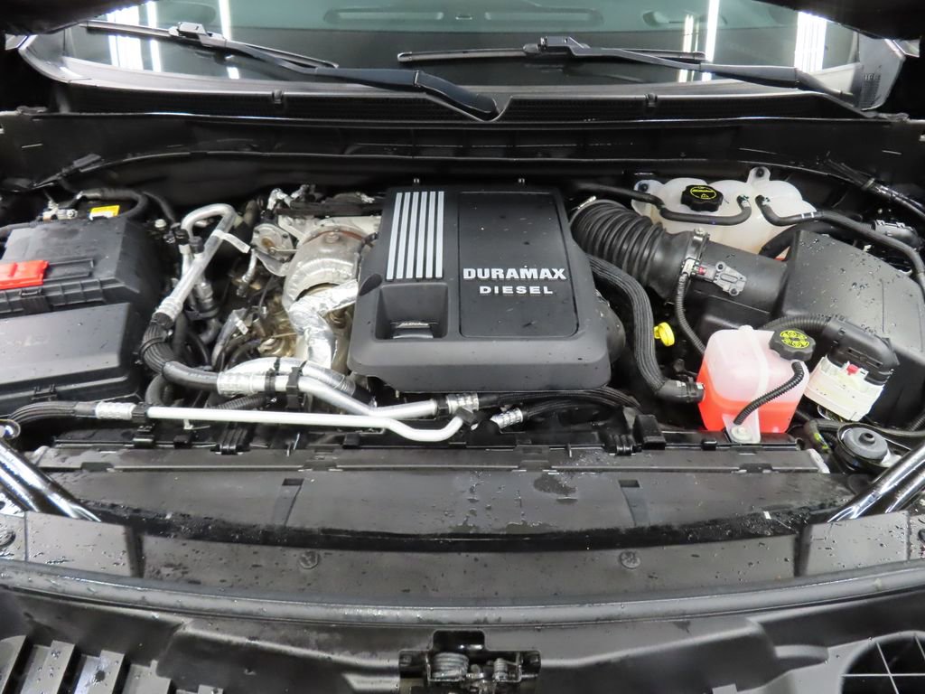 Used 2024 GMC Yukon SLT w/ SLT Luxury Package AWD/4WD image 35