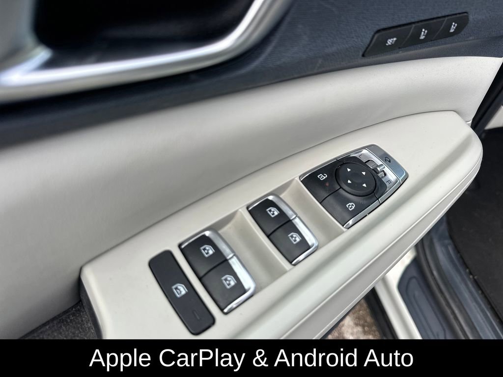 Used 2025 Kia Carnival SX image 13