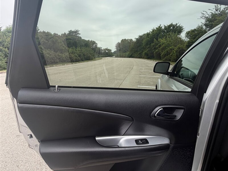 Used 2012 Dodge Journey SXT w/ Popular Equipment Group FWD image 22