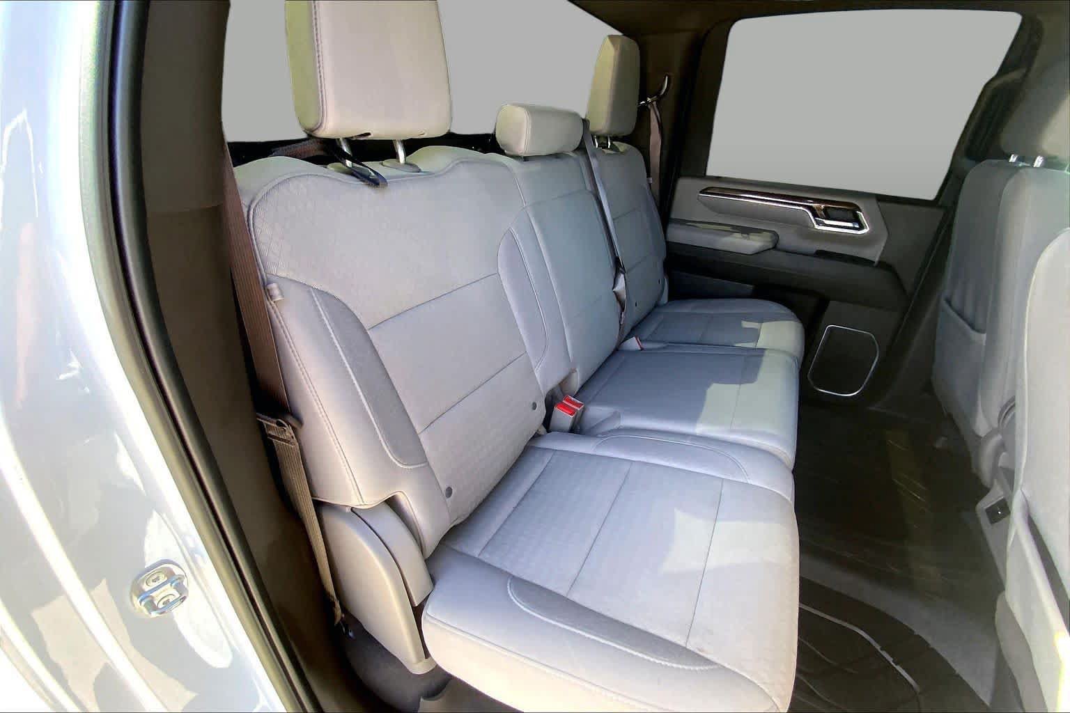 Used 2024 Chevrolet Silverado 2500 LT w/ LPO, Dark Essentials Package AWD/4WD image 19