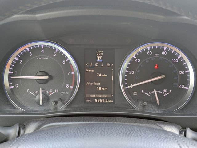 Used 2016 Toyota Highlander Limited w/ Driver Technology Package image 31
