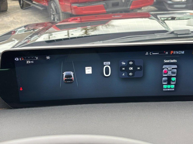 Used 2025 Ford Expedition Tremor image 23