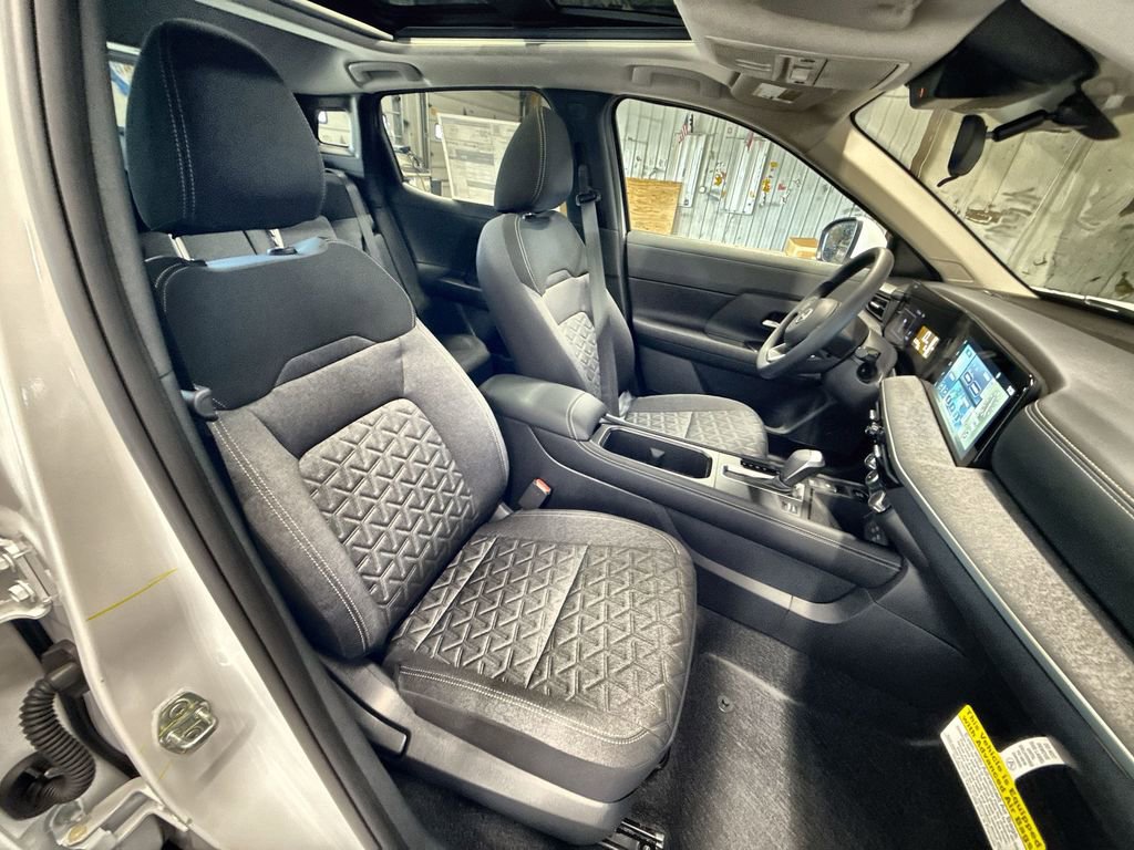 New 2025 Nissan Kicks SV w/ SV Premium Package image 25