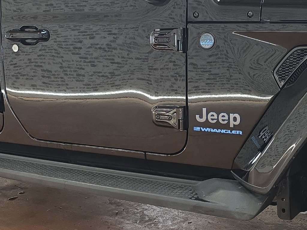 Used 2024 Jeep Wrangler High Altitude image 9