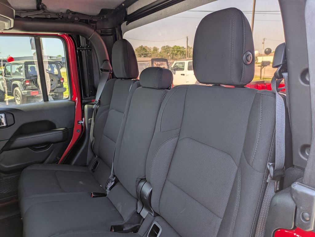 Used 2023 Jeep Gladiator Overland image 28