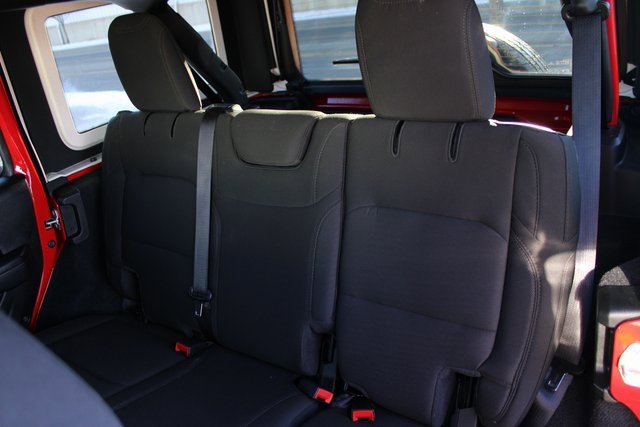 Used 2022 Jeep Wrangler Unlimited Sport image 31