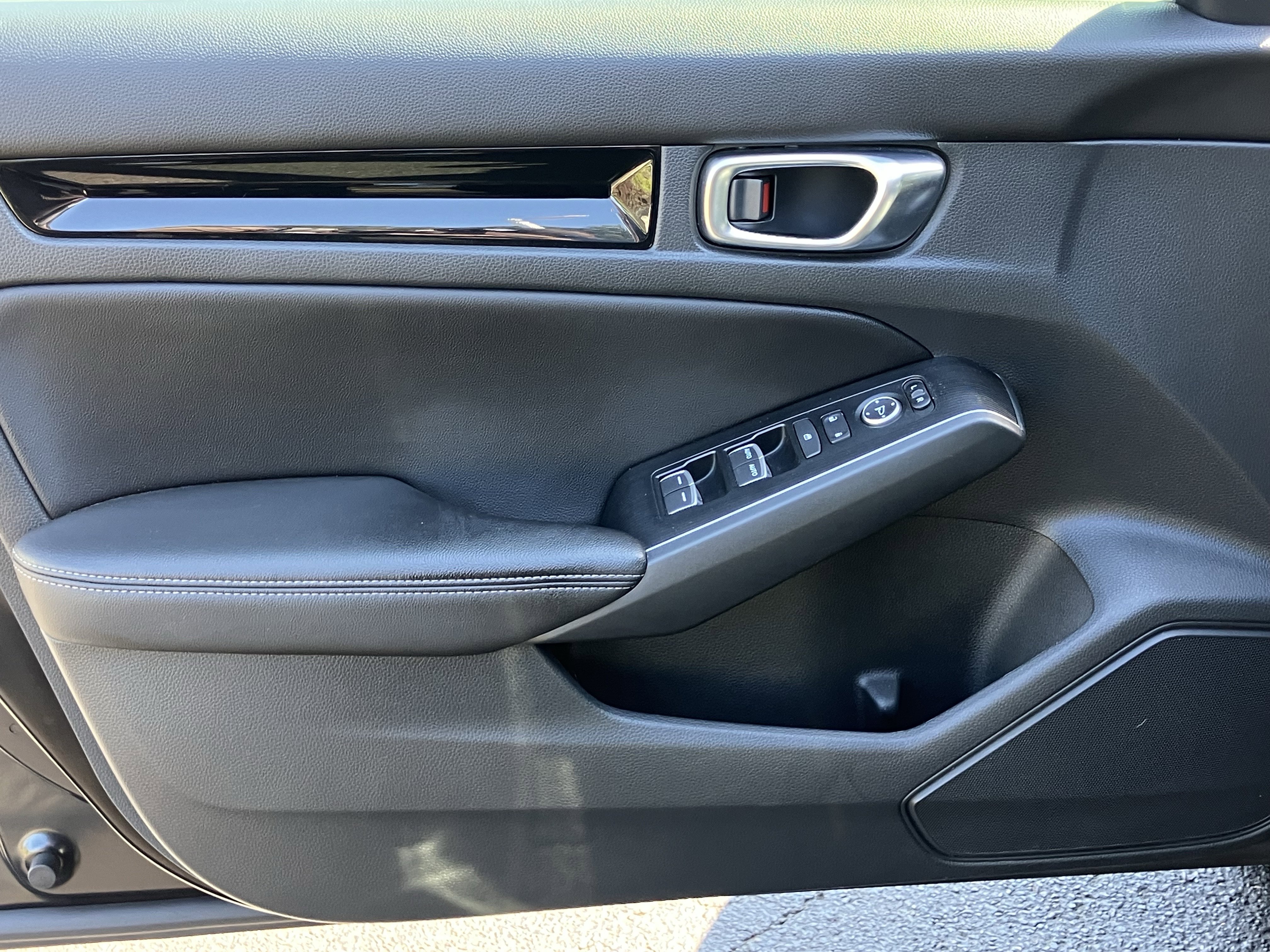 Used 2022 Honda Civic Sport Touring image 14