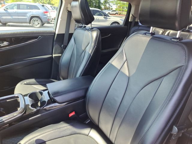 Certified 2022 Lincoln Nautilus Reserve w/ Equipment Group 201A image 6