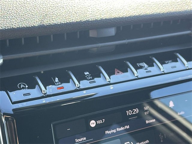 Used 2025 Jeep Grand Cherokee Laredo X image 22