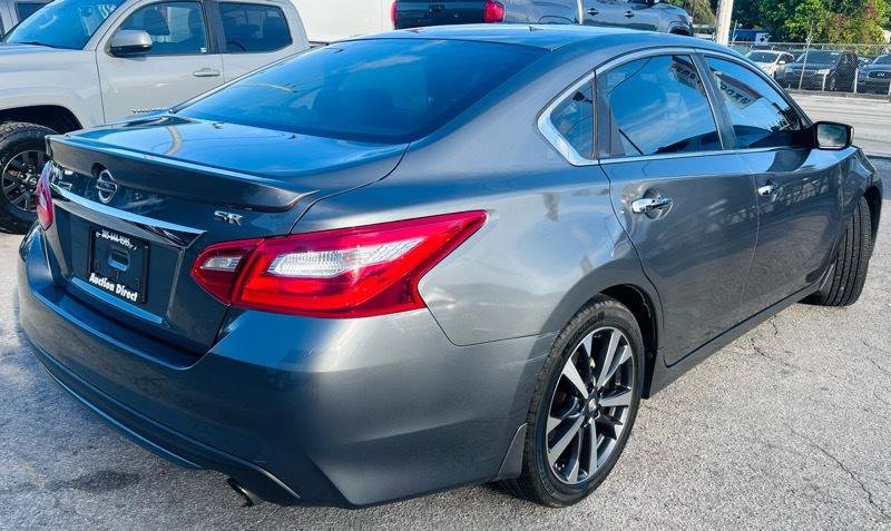 Used 2016 Nissan Altima 2.5 SR FWD image 5