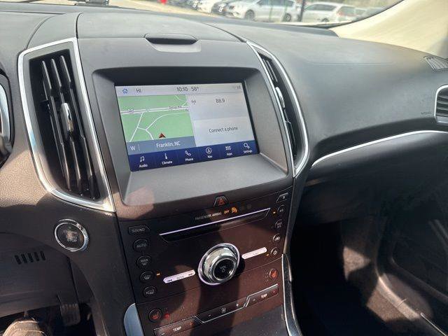 Used 2019 Ford Edge Titanium image 22