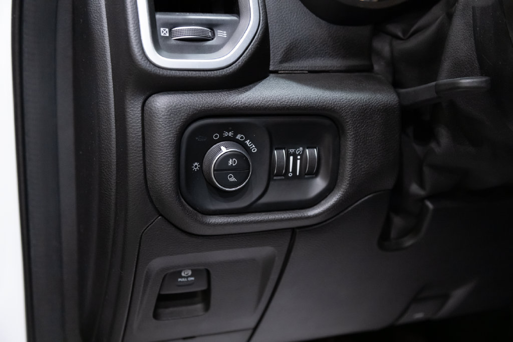Used 2019 RAM 1500 Big Horn AWD/4WD image 13