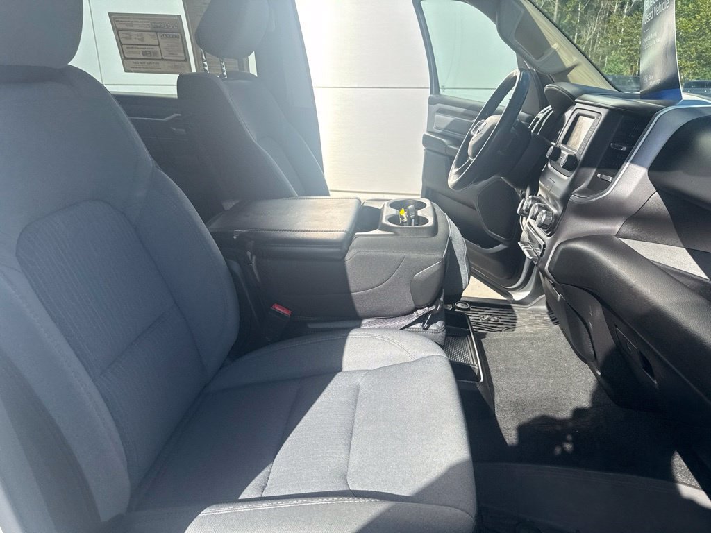 Used 2019 RAM 1500 Big Horn RWD image 34