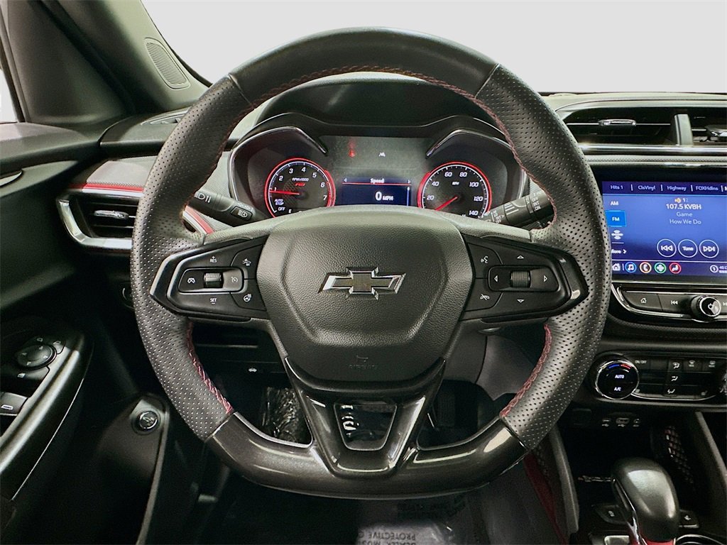 Used 2023 Chevrolet TrailBlazer RS w/ Sun and Liftgate Package image 11