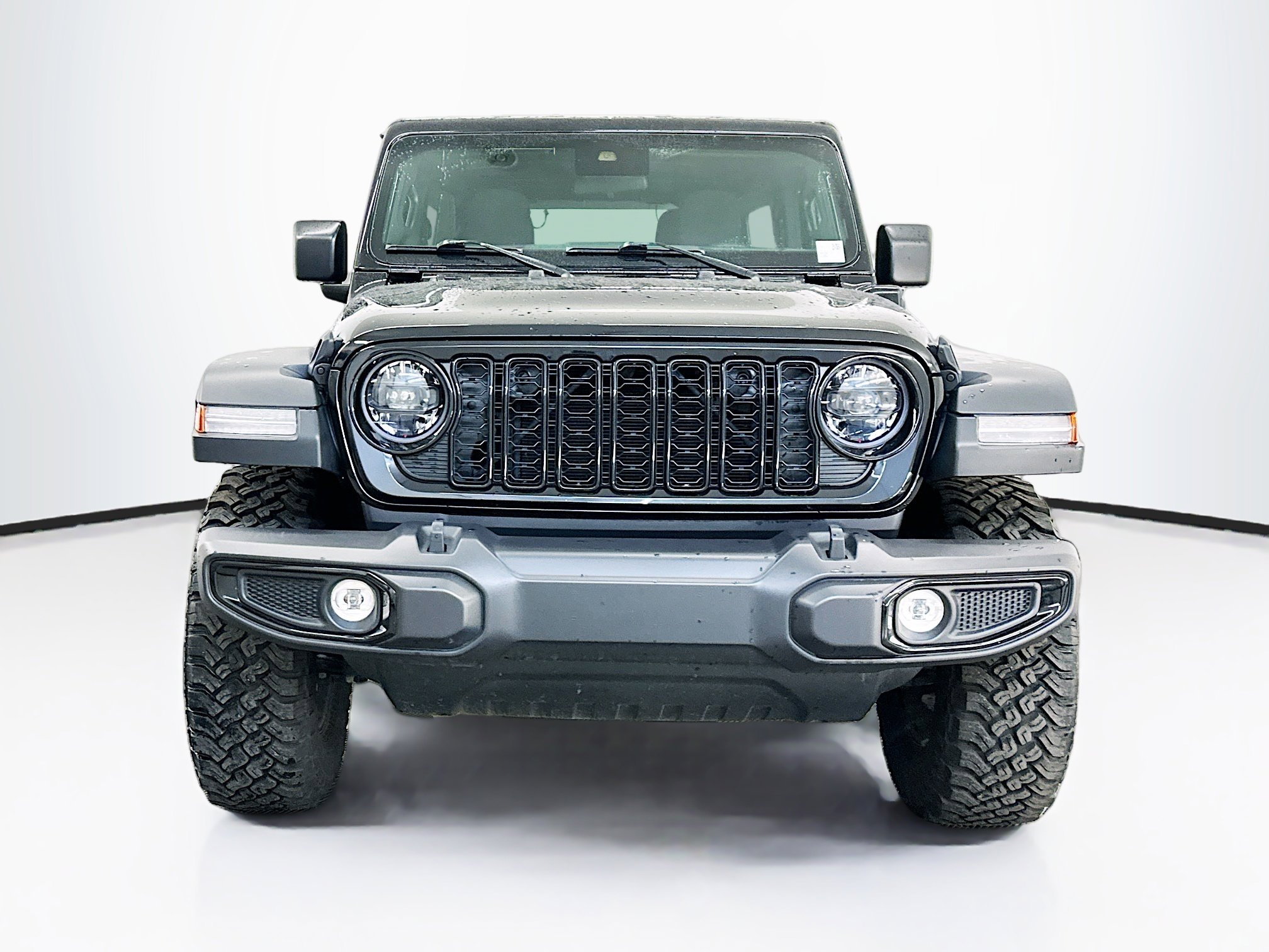 Used 2025 Jeep Wrangler Willys image 2