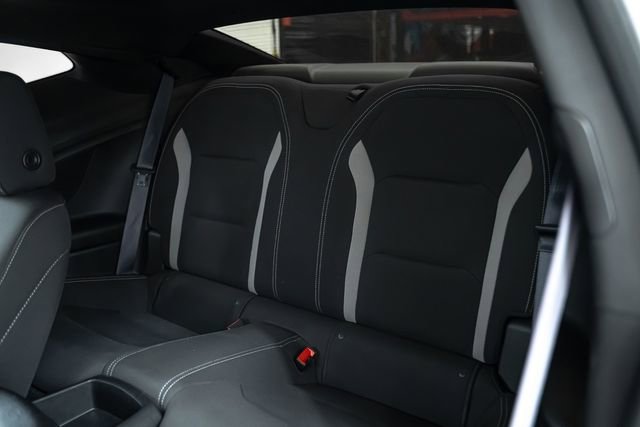 Used 2016 Chevrolet Camaro SS RWD image 20