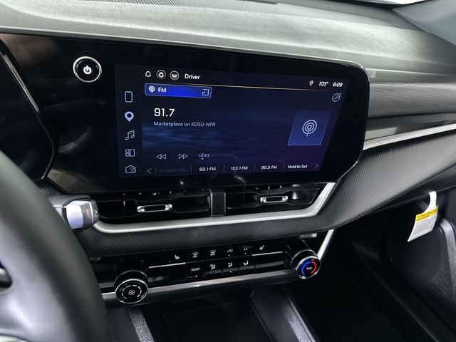 Used 2026 Chevrolet Equinox LT FWD image 13