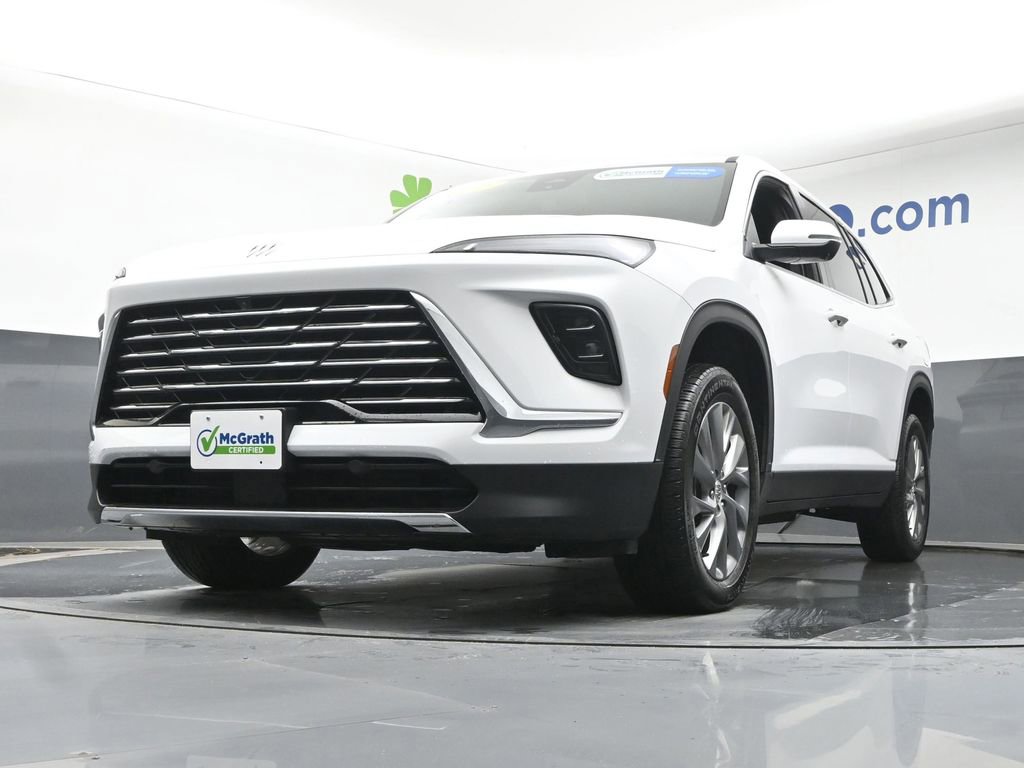 Used 2025 Buick Enclave Preferred image 6