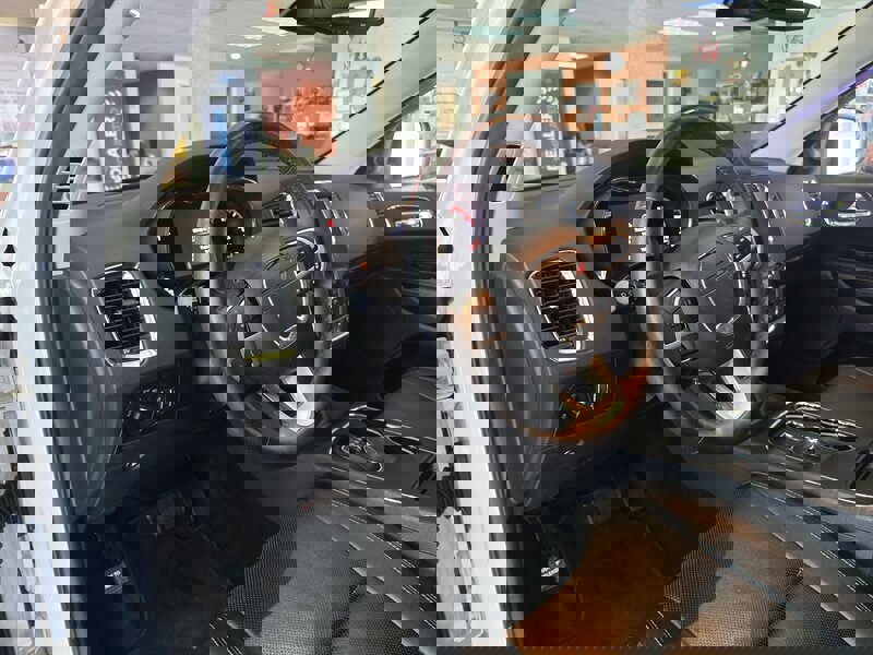 Used 2017 Dodge Durango Citadel w/ Technology Group image 8