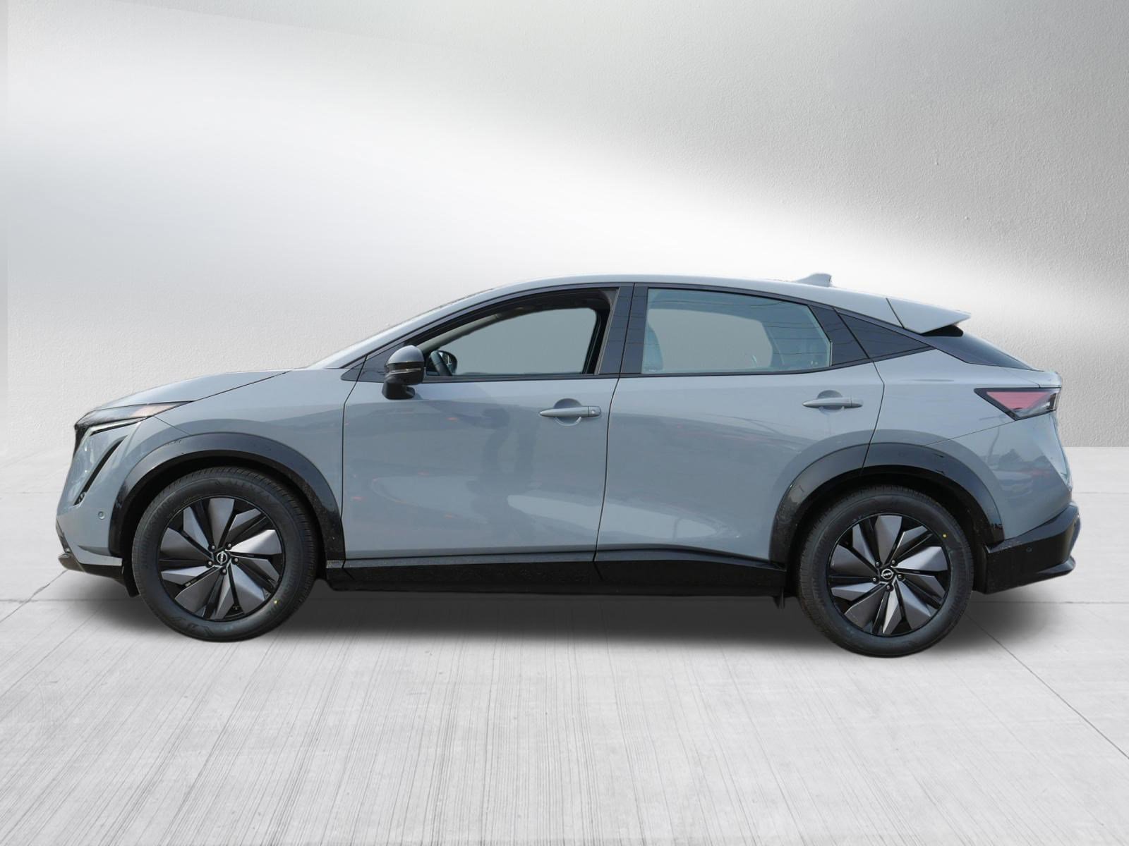 Certified 2024 Nissan Ariya AWD image 4