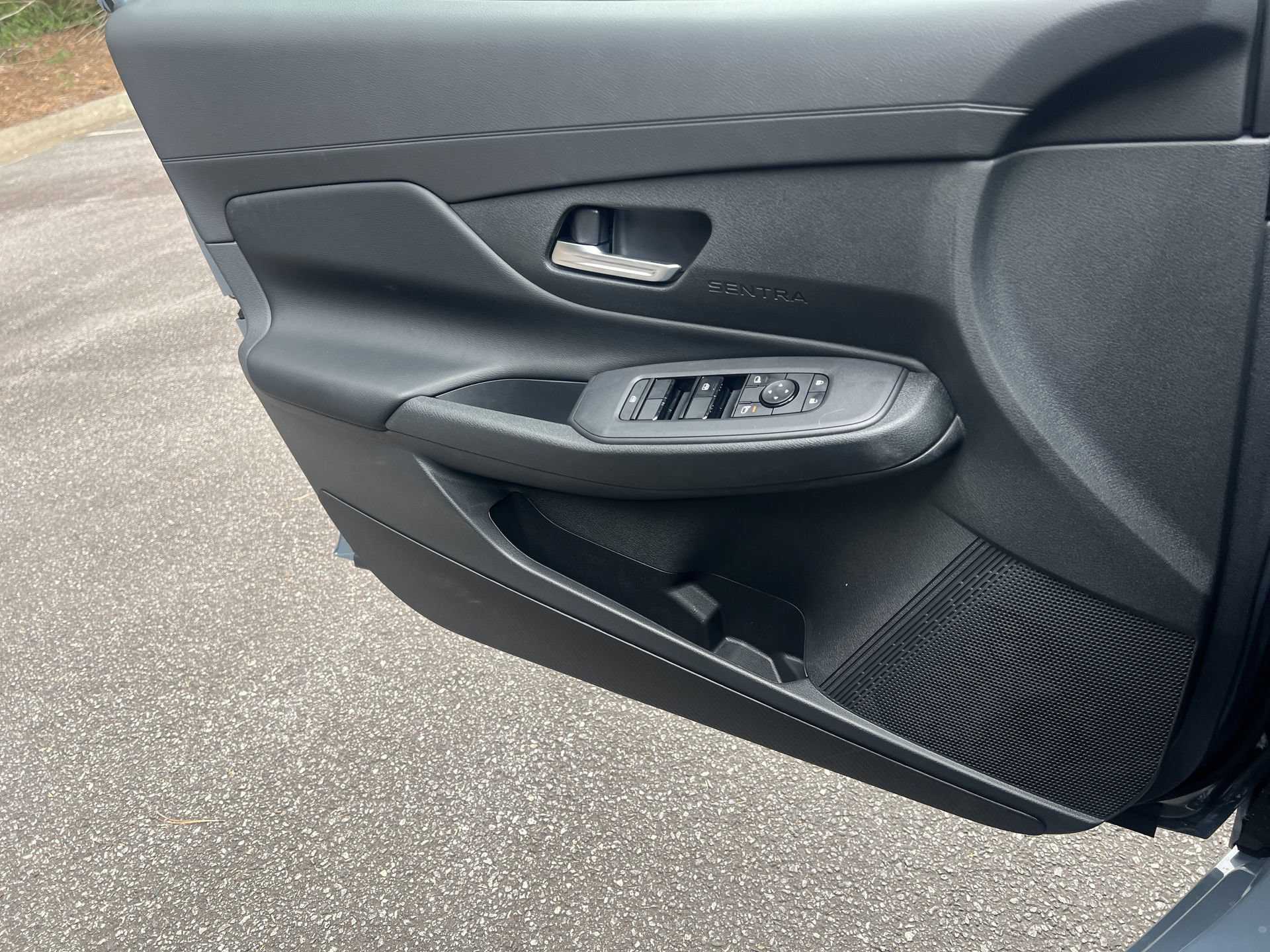 New 2026 Nissan Sentra SV w/ SV Convenience Package FWD image 13