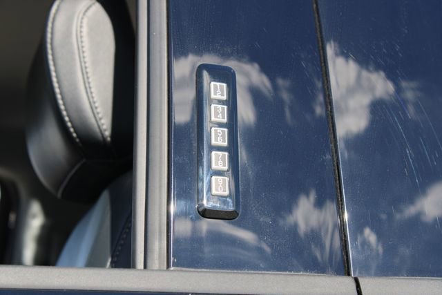 Used 2023 Ford F350 Lariat w/ Sport Appearance Package image 19