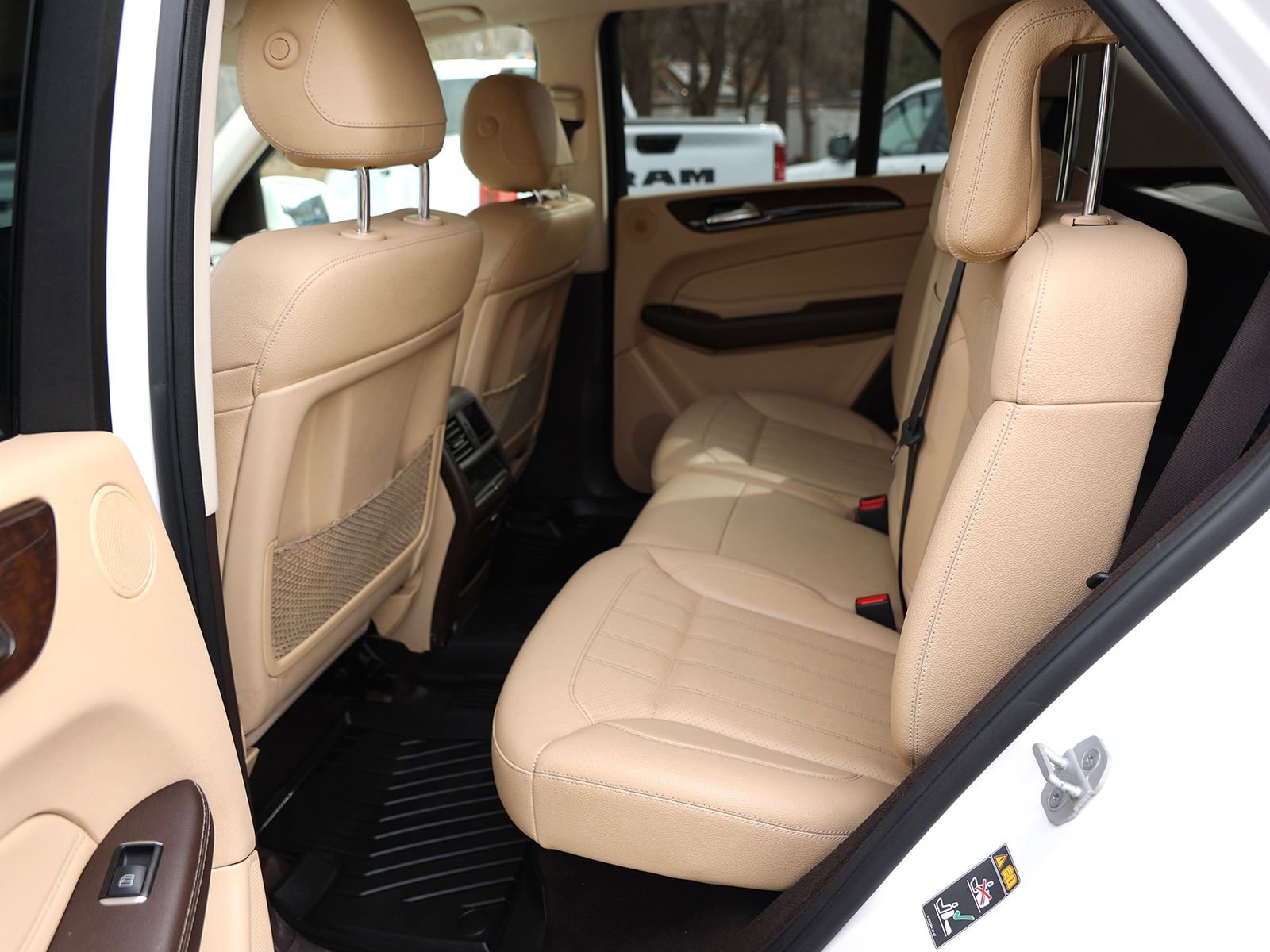 Used 2018 Mercedes-Benz GLE 350 4MATIC image 23