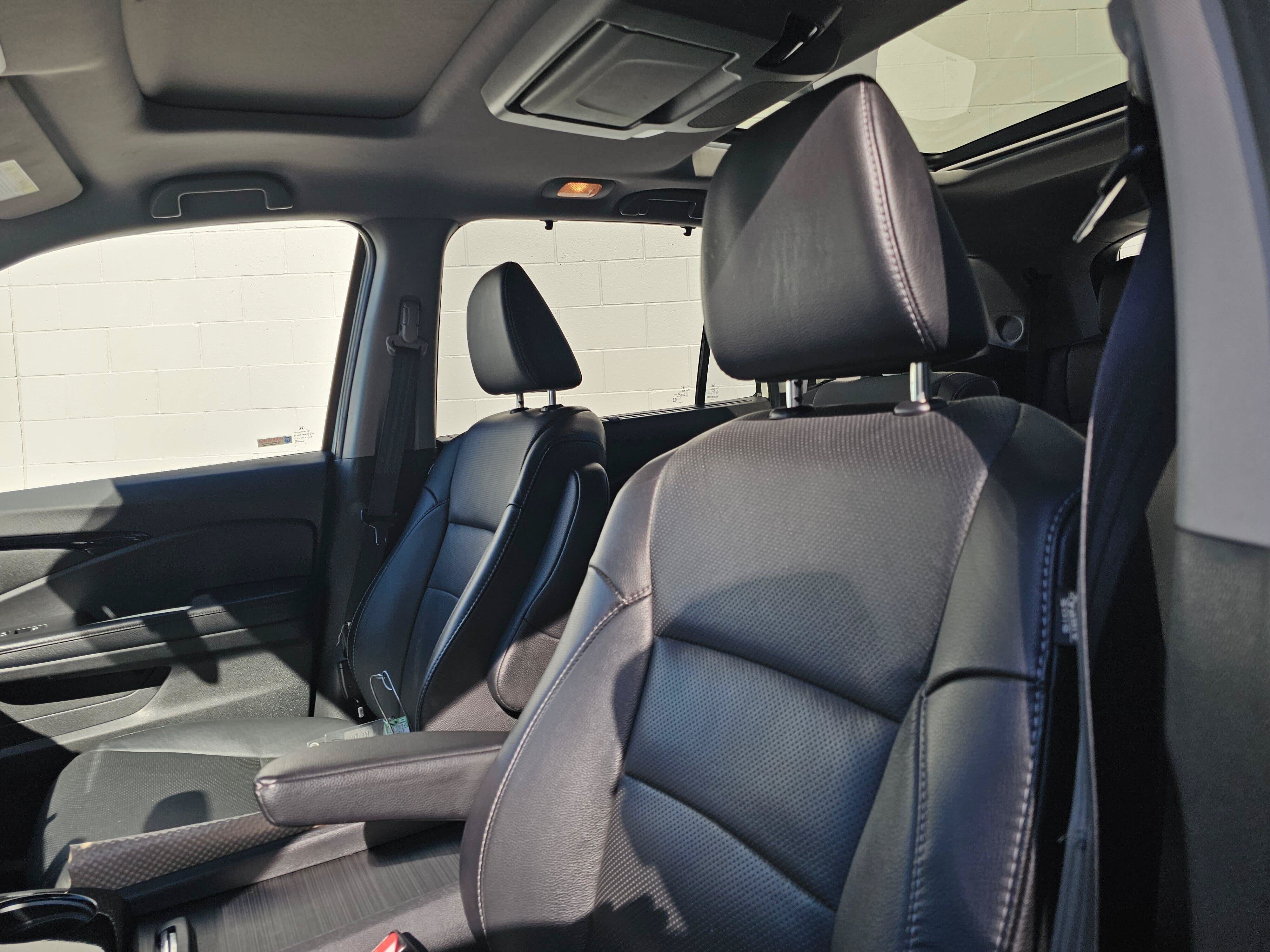 Used 2022 Honda Pilot Elite image 23