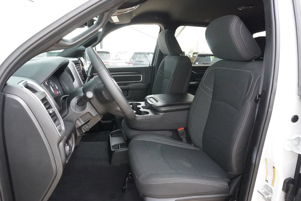 Used 2025 RAM 2500 Big Horn AWD/4WD image 28
