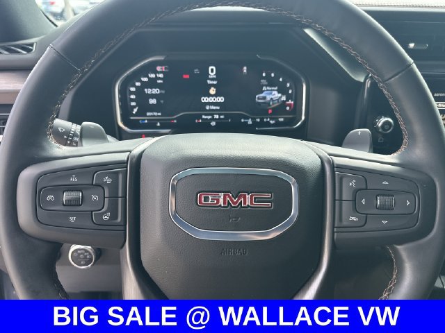 Used 2025 GMC Sierra 1500 AT4 w/ Technology Package AWD/4WD image 15