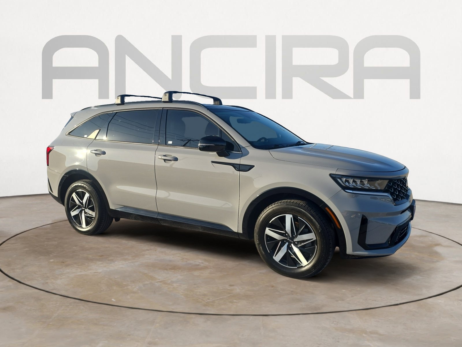 Used 2022 Kia Sorento EX w/ Panoramic Sunroof Package image 4