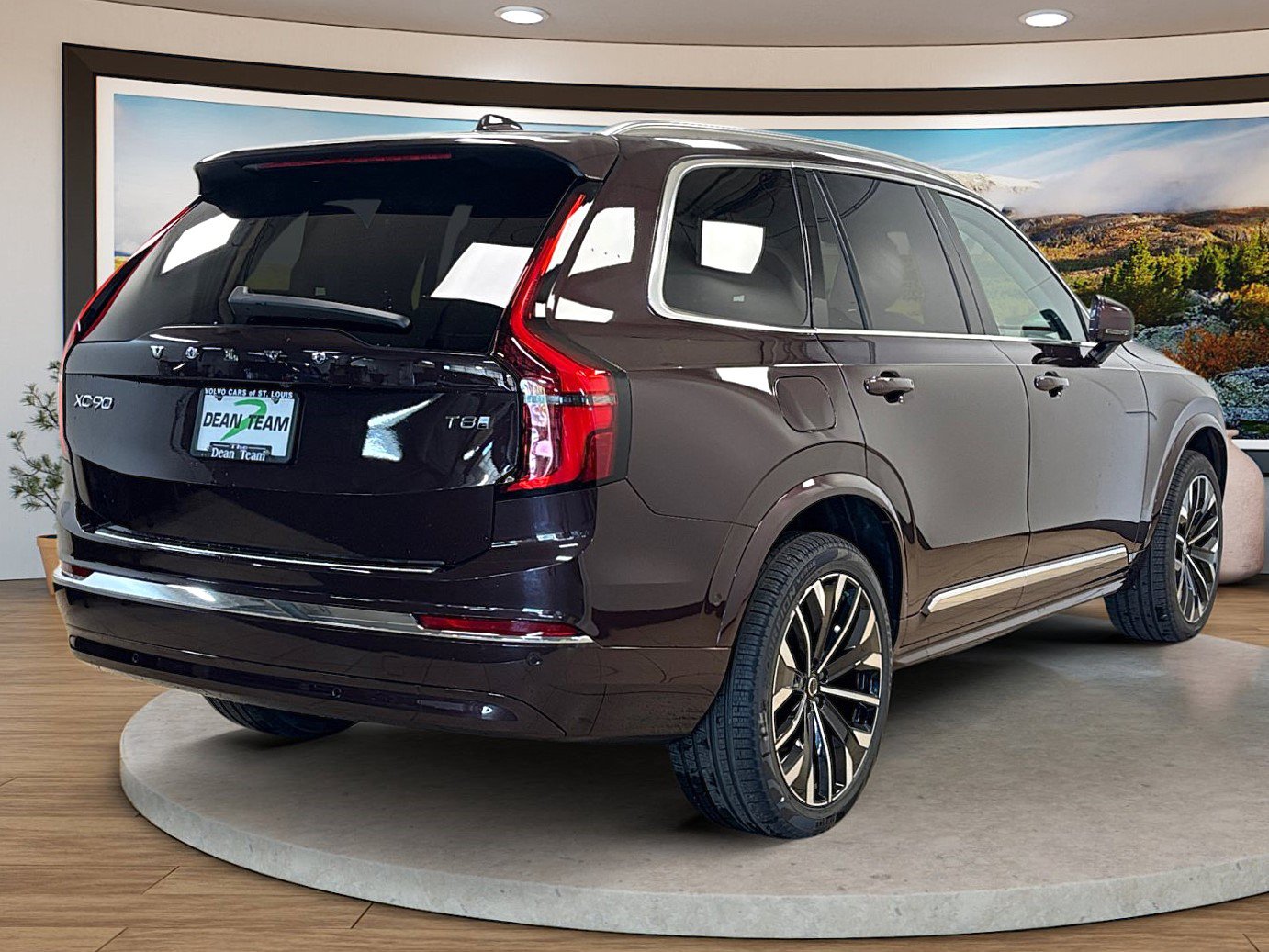 New 2026 Volvo XC90 T8 Plus w/ Protection Package Premier AWD/4WD image 6