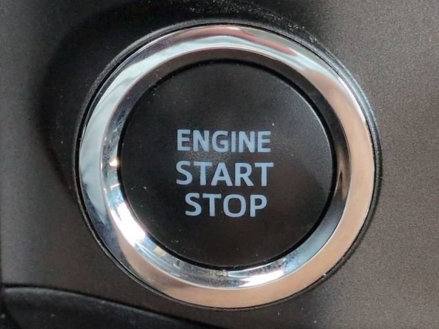 Used 2019 Toyota Tacoma TRD Sport AWD/4WD image 29