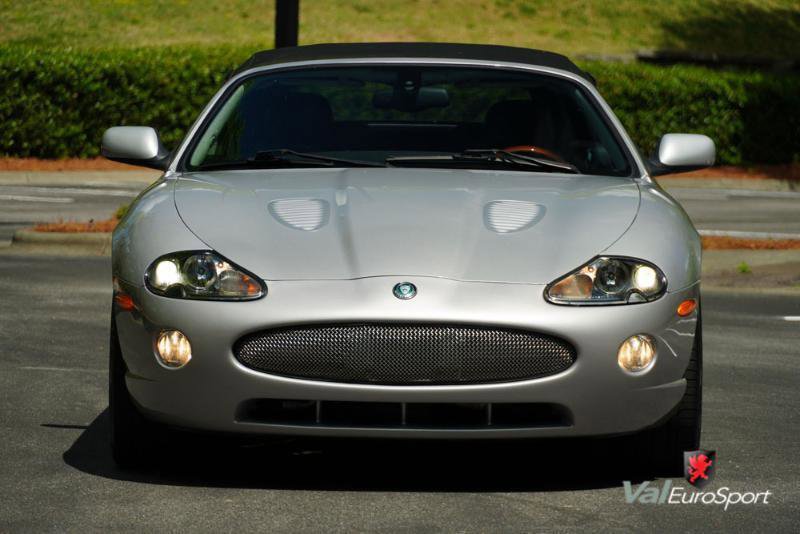 Used 2005 Jaguar XK8 Convertible image 10