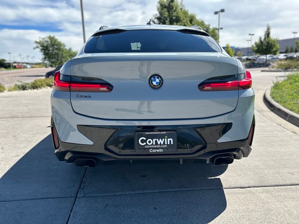 Used 2023 BMW X4 M40i AWD/4WD image 8
