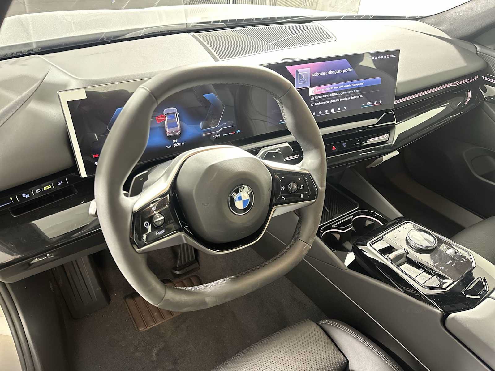 New 2026 BMW 530i xDrive AWD/4WD image 14