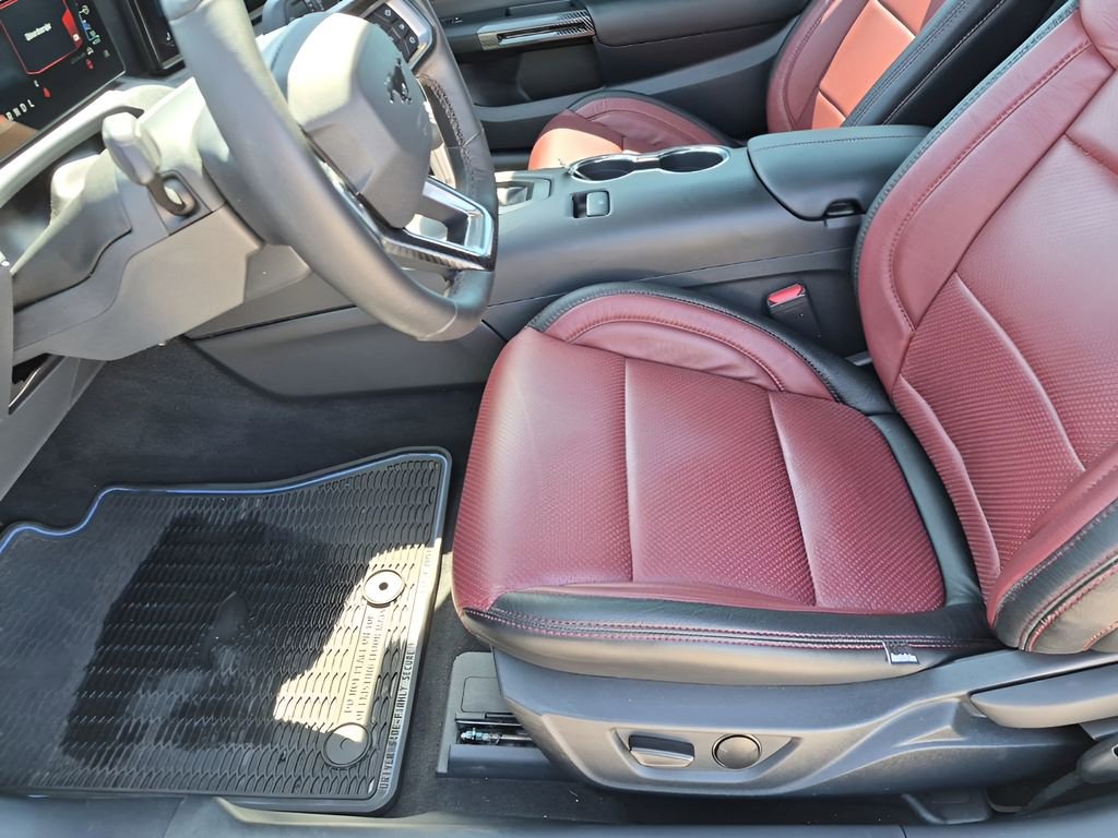 Used 2024 Ford Mustang EcoBoost image 22