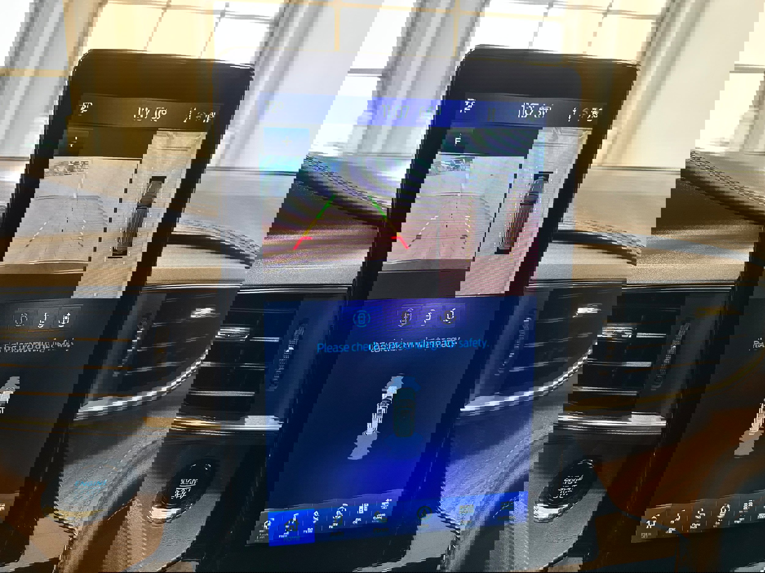 Used 2022 Ford Explorer Platinum w/ Equipment Group 601A image 23