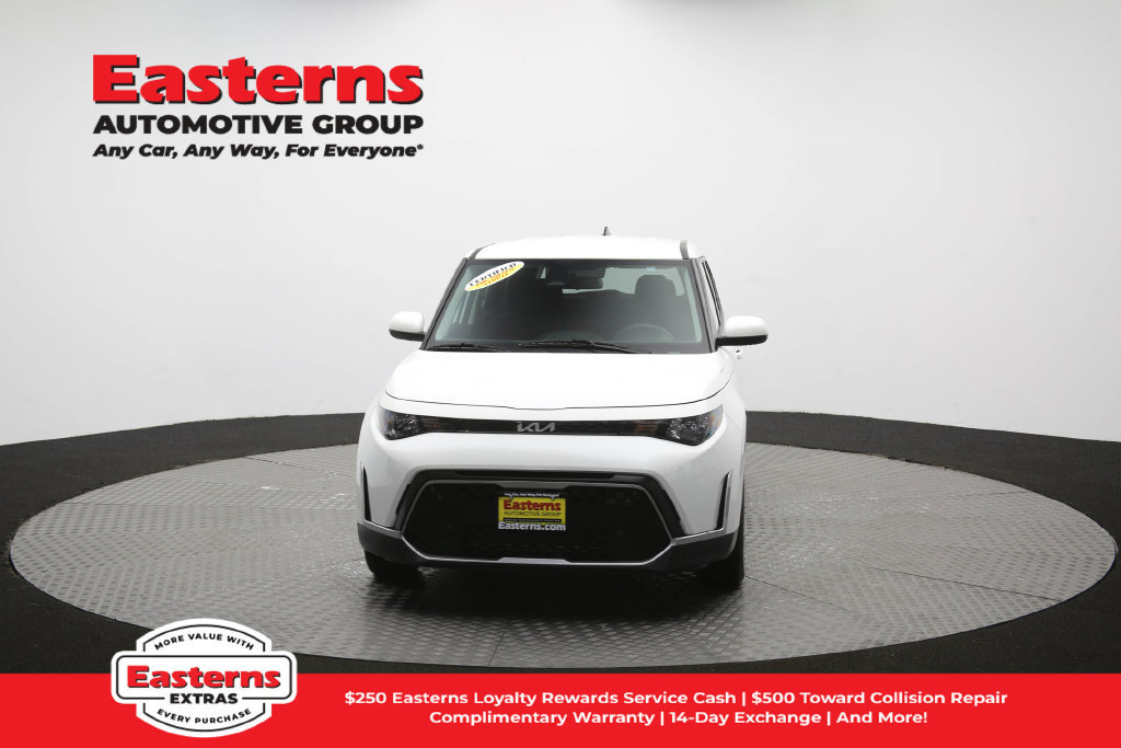 Used 2023 Kia Soul LX FWD image 52