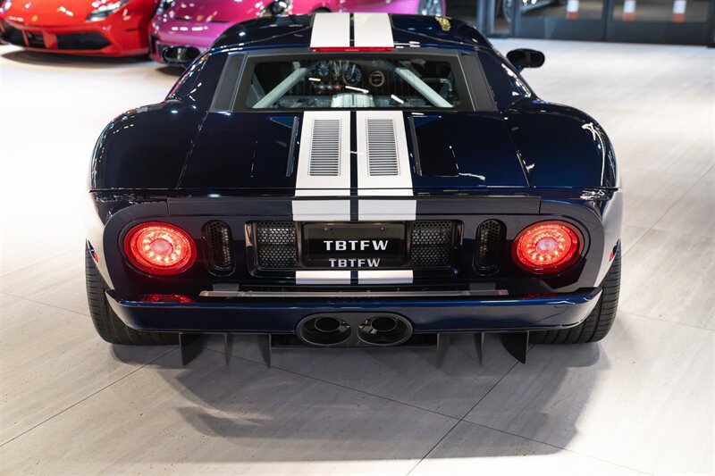 Used 2006 Ford GT RWD image 33
