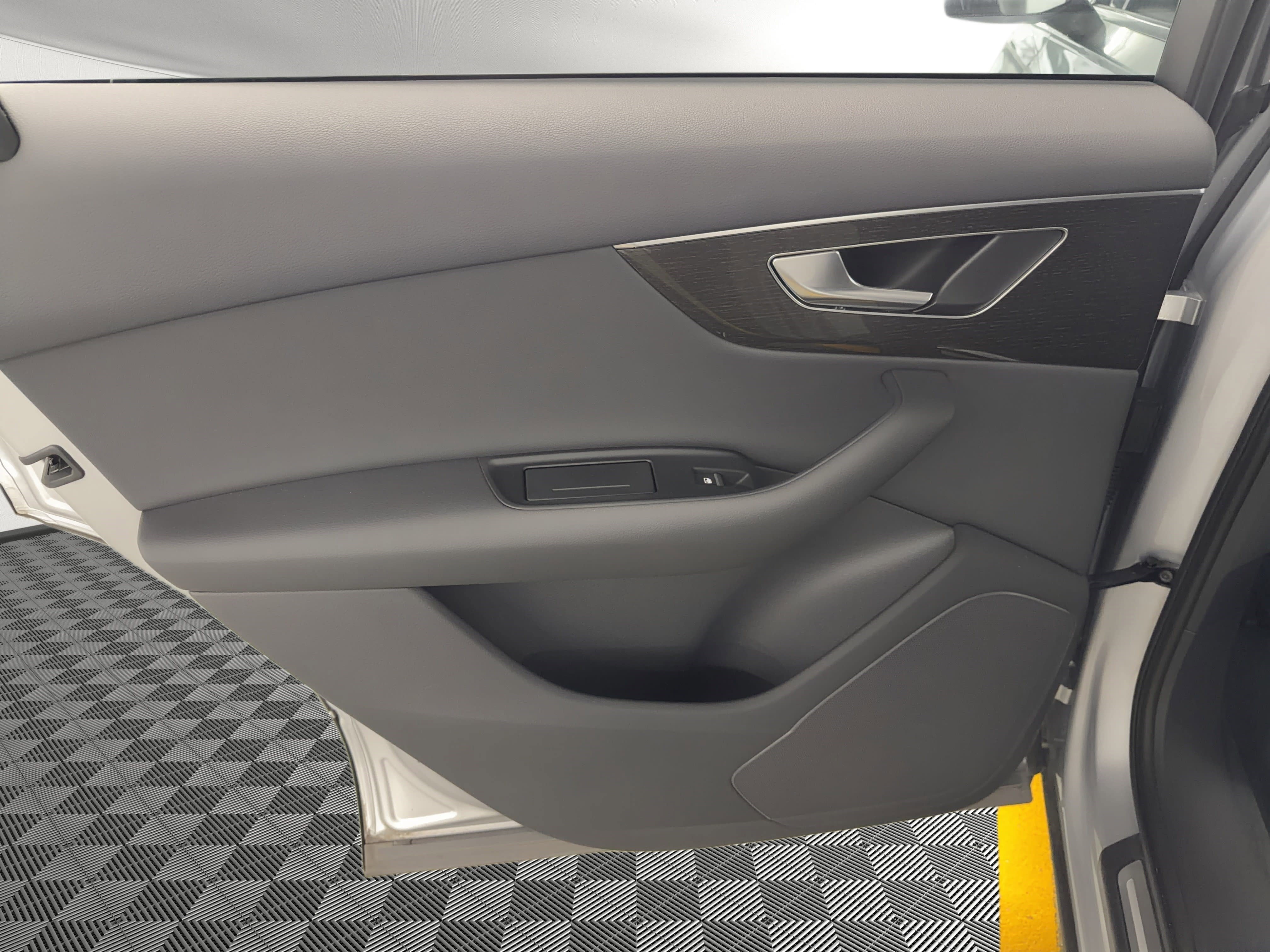 Certified 2022 Audi Q7 3.0T Premium image 17