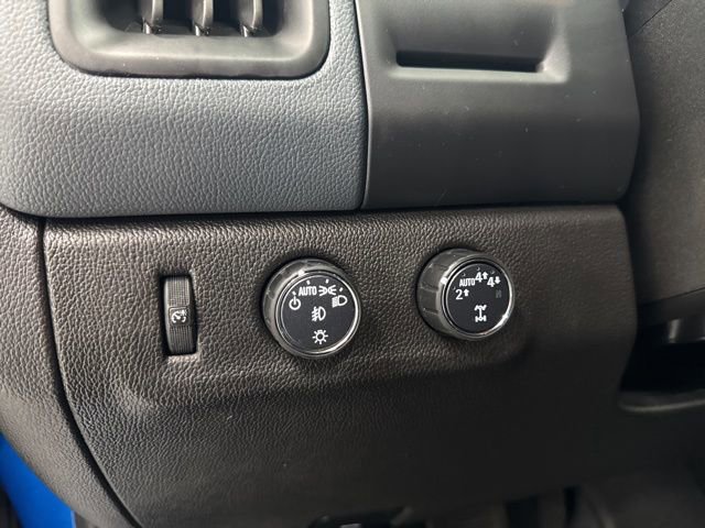 Used 2022 Chevrolet Colorado Z71 w/ Safety Package image 11