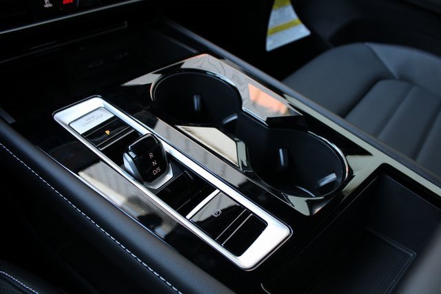 New 2026 Volkswagen Atlas Cross Sport SEL R-Line image 6