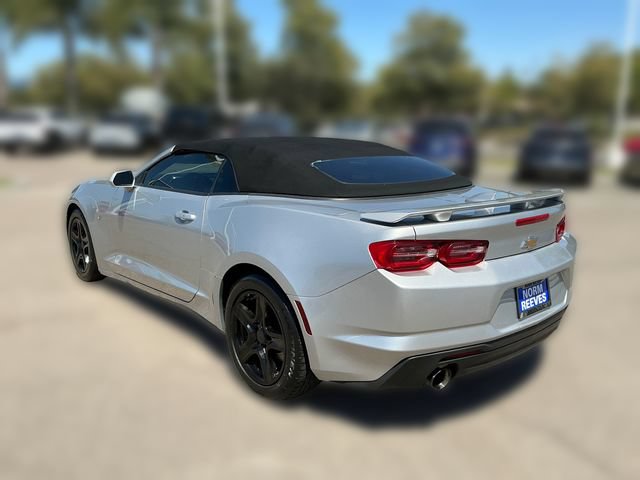 Used 2019 Chevrolet Camaro LT RWD image 3
