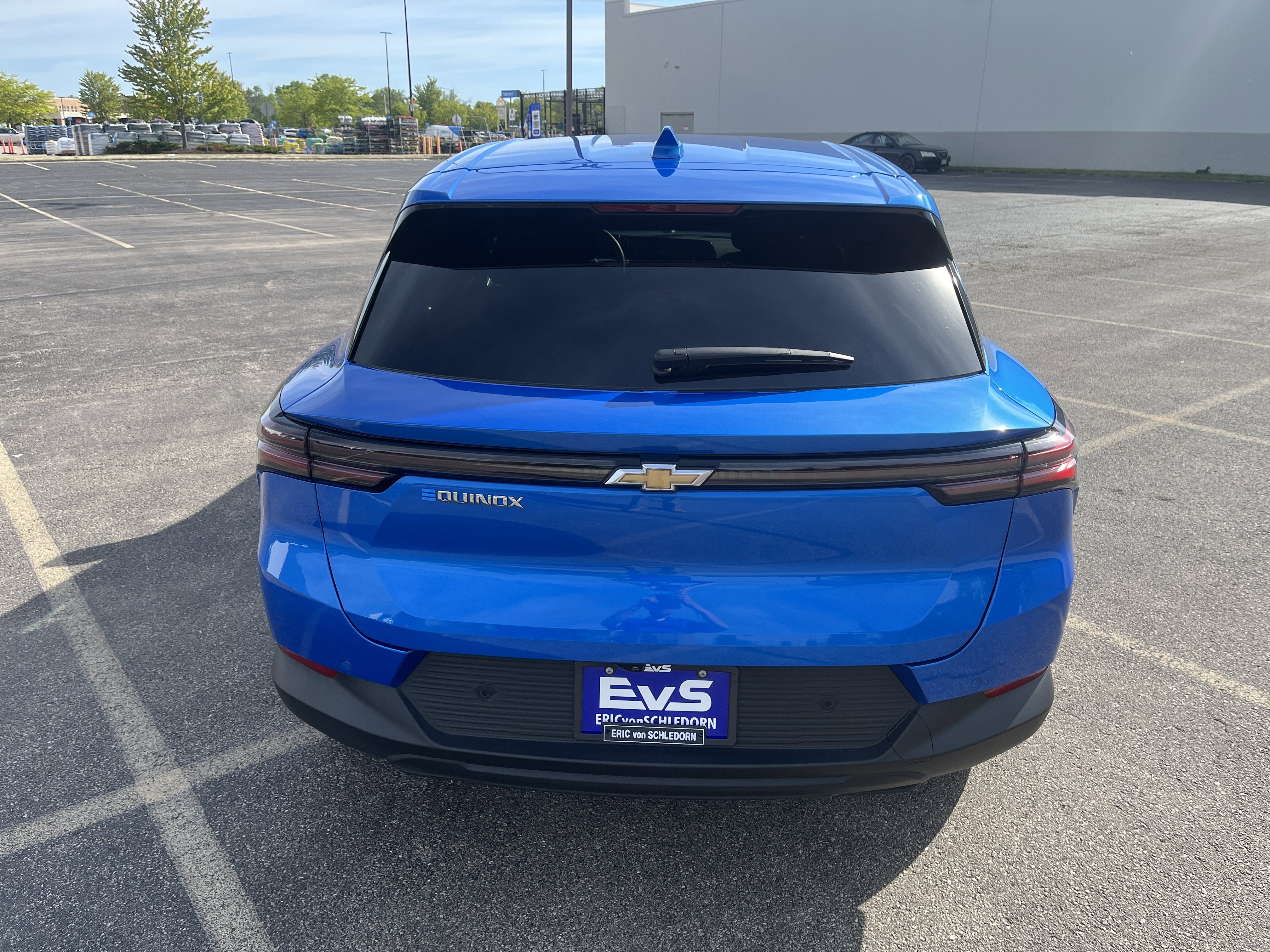 Used 2025 Chevrolet Equinox EV LT w/ Comfort Package FWD image 28
