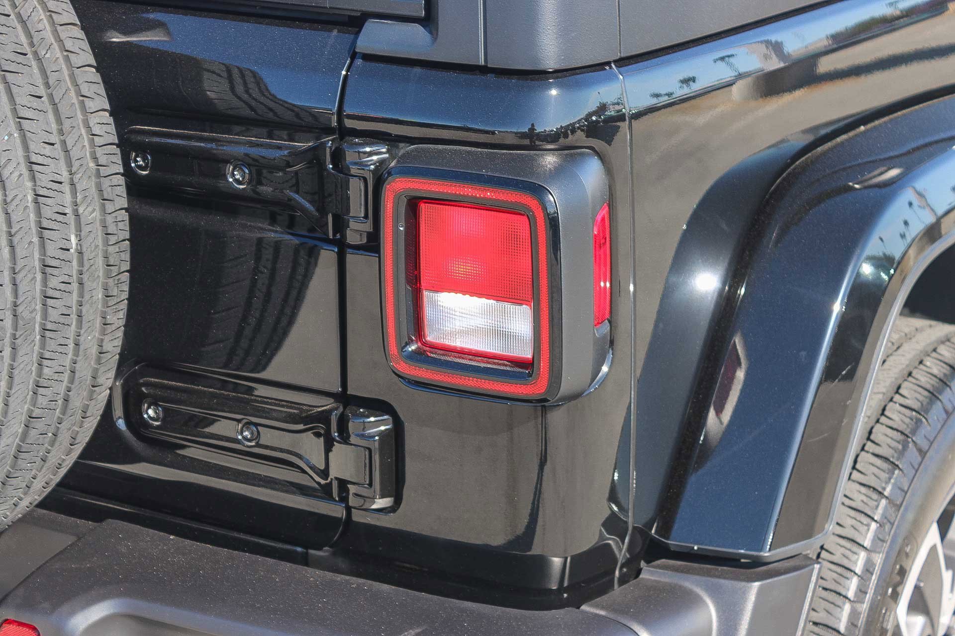 Used 2024 Jeep Wrangler Unlimited w/ Technology Group AWD/4WD image 10
