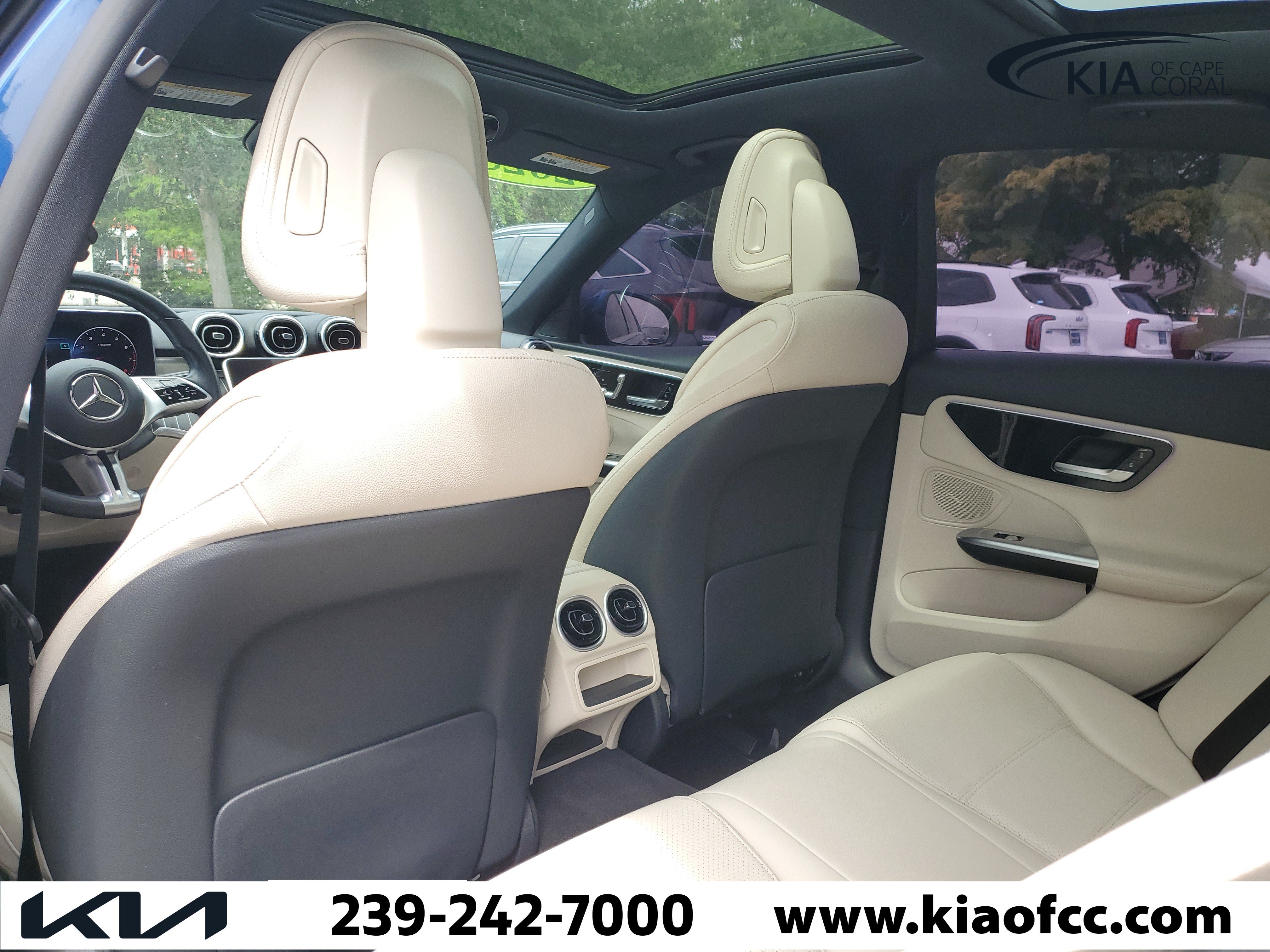 Used 2023 Mercedes-Benz C 300 Sedan image 11
